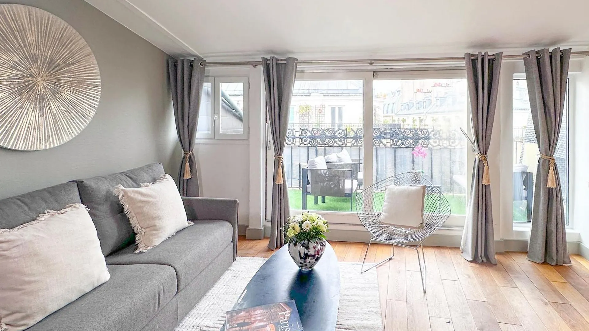St Michel Apartment