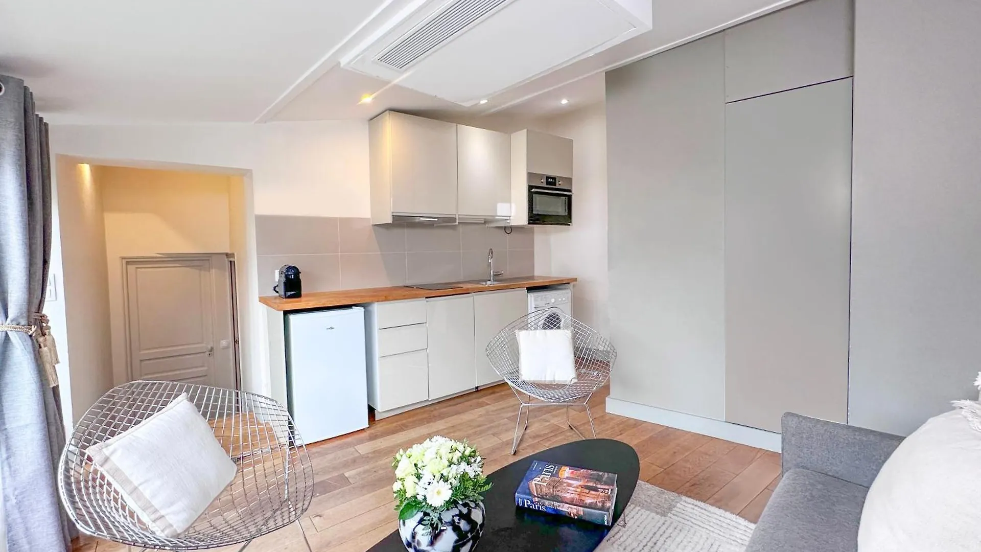 Apartment St Michel